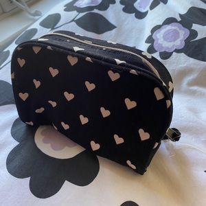 hearts canvas pouch🖤🤍